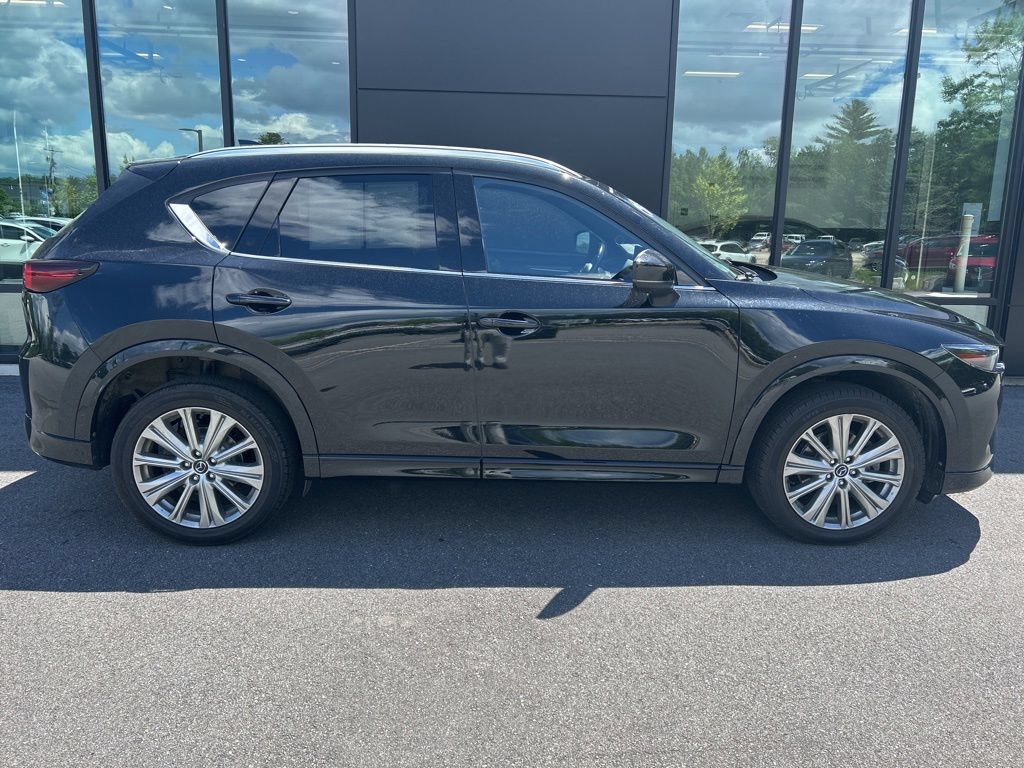 Certified 2022 MAZDA CX-5 Signature AWD/4WD image 3