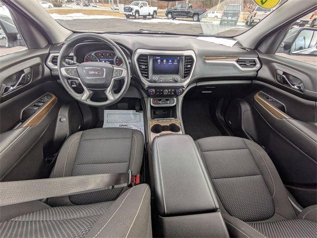 Used 2023 GMC Acadia SLE w/ Driver Convenience Package image 32