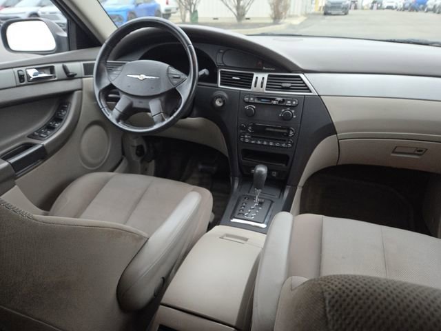 Used 2005 Chrysler Pacifica AWD w/ Cargo Convenience Group image 24