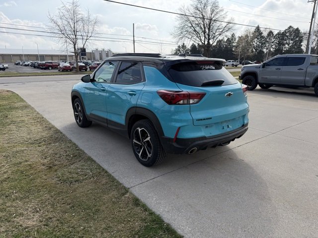 Used 2021 Chevrolet TrailBlazer RS w/ Technology Package image 3