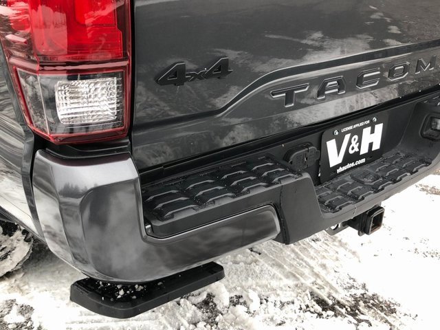 Used 2023 Toyota Tacoma SR image 26