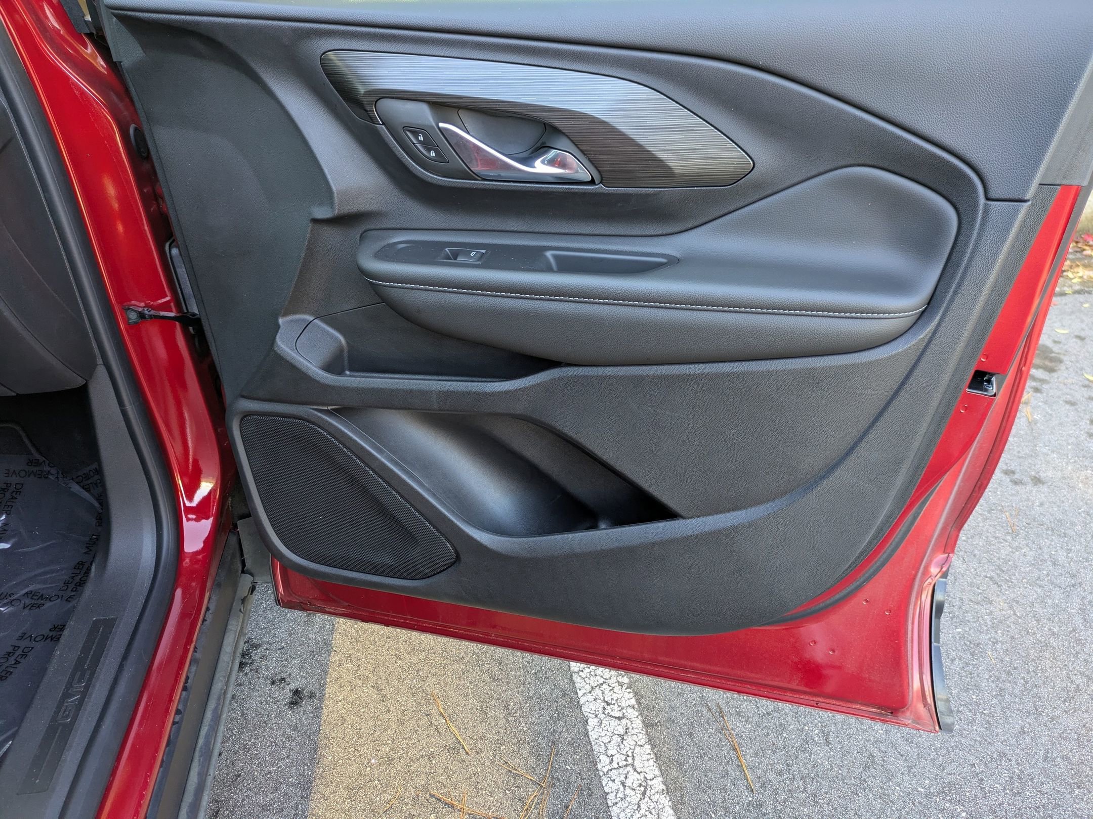 Used 2023 GMC Terrain SLE w/ Driver Convenience Package image 35