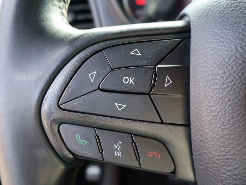 Used 2017 Dodge Challenger R/T image 31