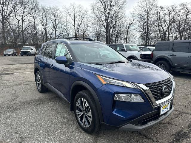 Used 2022 Nissan Rogue SV w/ SV Premium Package AWD/4WD image 1