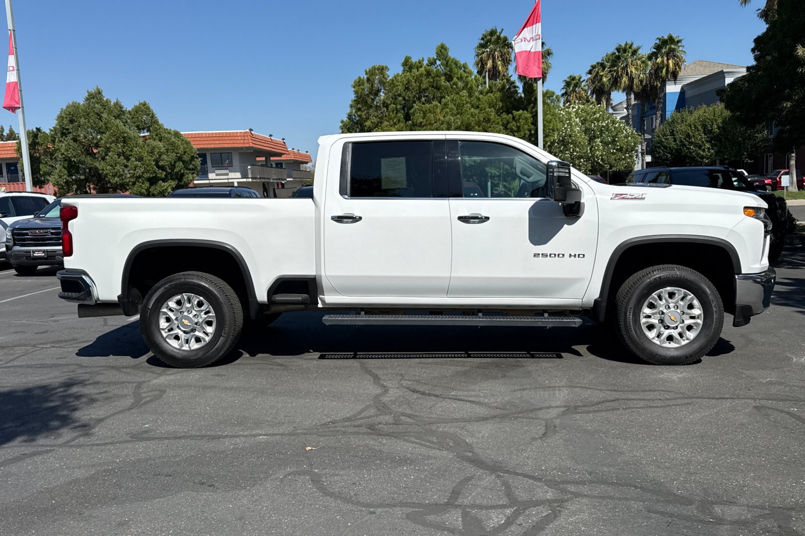 Used 2023 Chevrolet Silverado 2500 LTZ w/ LTZ Plus Package AWD/4WD image 3