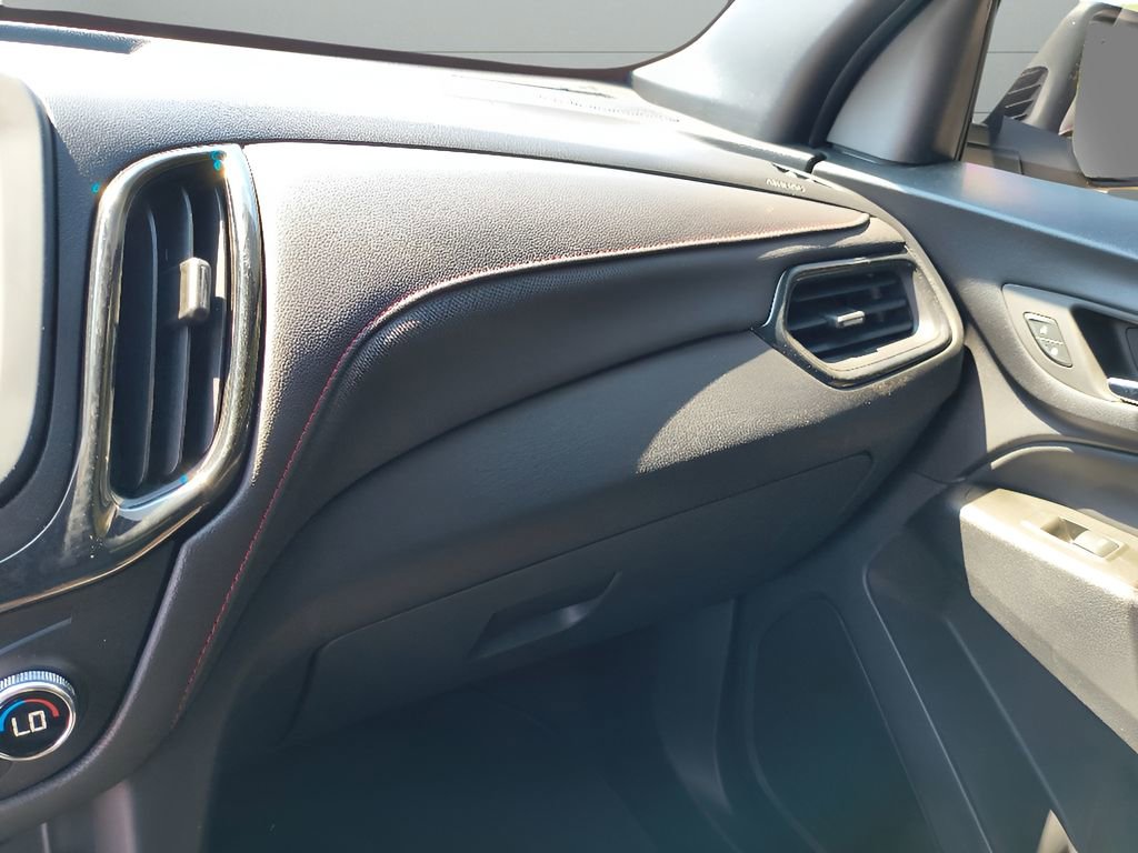 Used 2023 Chevrolet Equinox RS FWD image 25