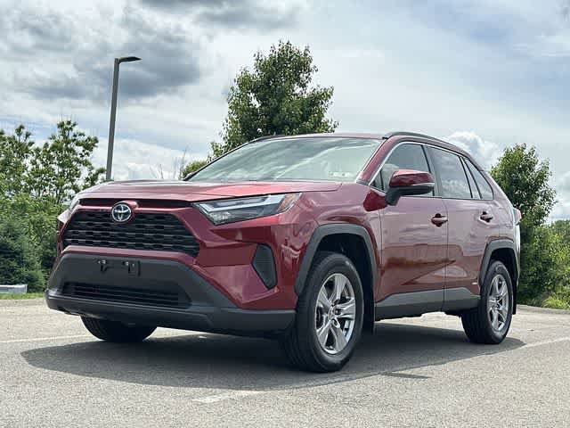 Used 2023 Toyota RAV4 LE AWD/4WD image 25