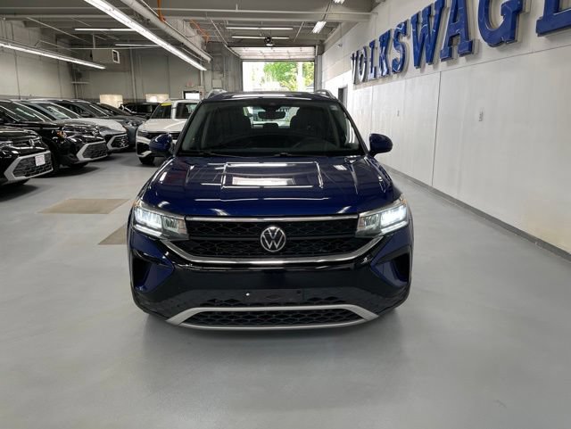 Certified 2023 Volkswagen Taos SE w/ Panoramic Sunroof Package AWD/4WD image 6