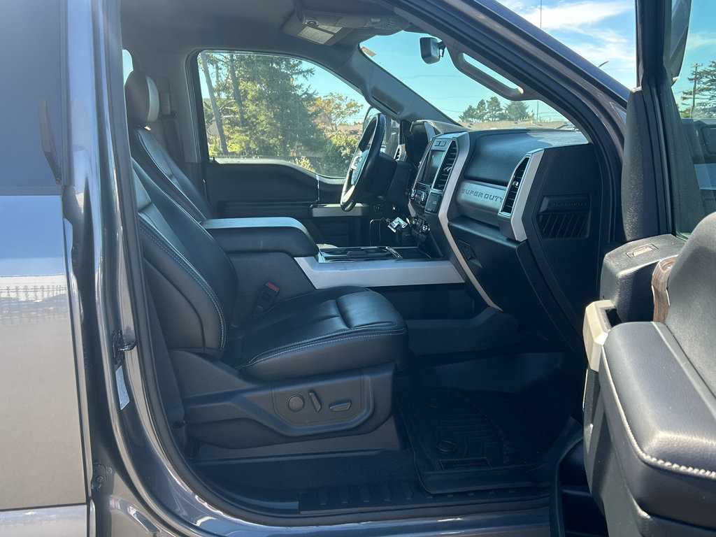 Certified 2021 Ford F350 Lariat w/ Lariat Ultimate Package AWD/4WD image 31