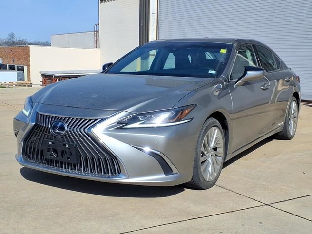 Used 2020 Lexus ES 300h w/ Luxury Package image 1