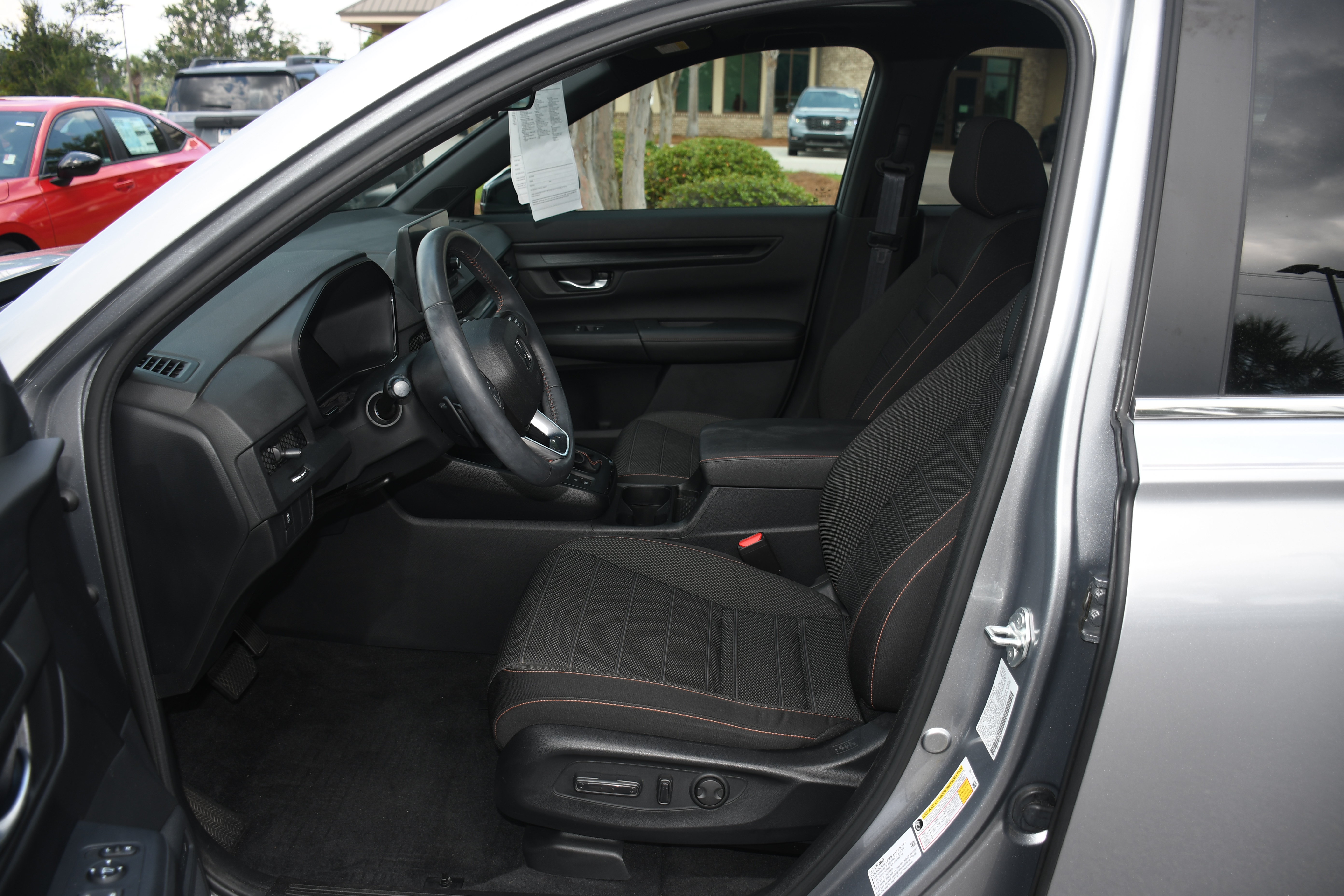 Used 2024 Honda CR-V Sport image 8