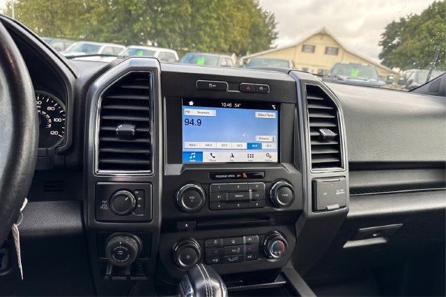 Used 2018 Ford F150 XLT w/ Equipment Group 302A Luxury AWD/4WD image 13