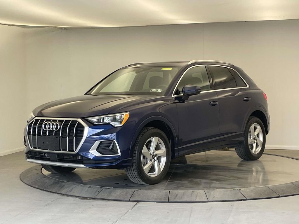 Certified 2022 Audi Q3 2.0T Premium w/ Convenience Package image 1