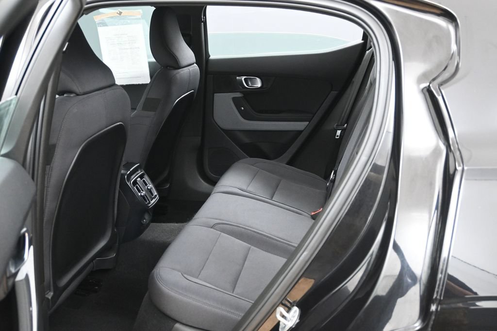 Used 2024 Polestar Polestar 2 RWD image 19
