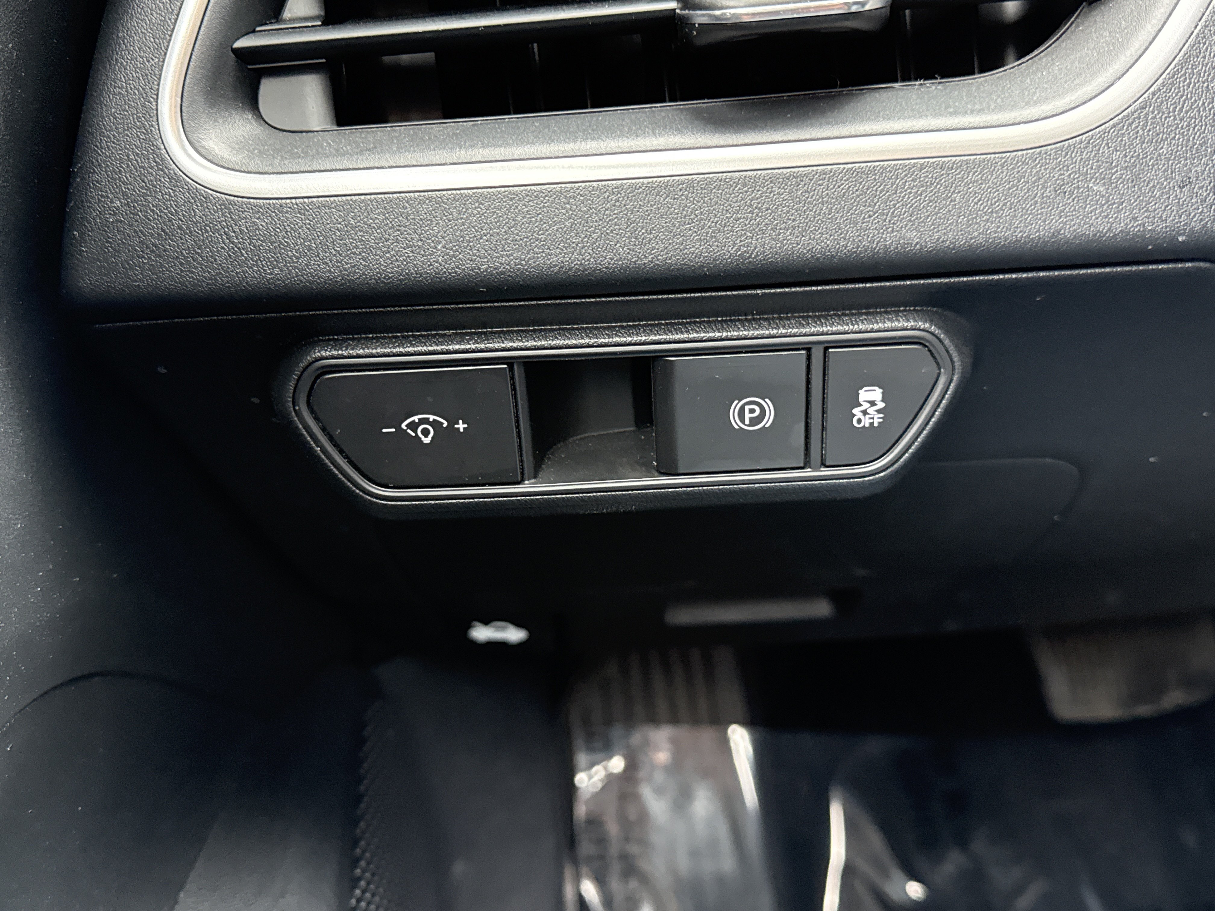 Used 2025 Kia K4 FWD image 29