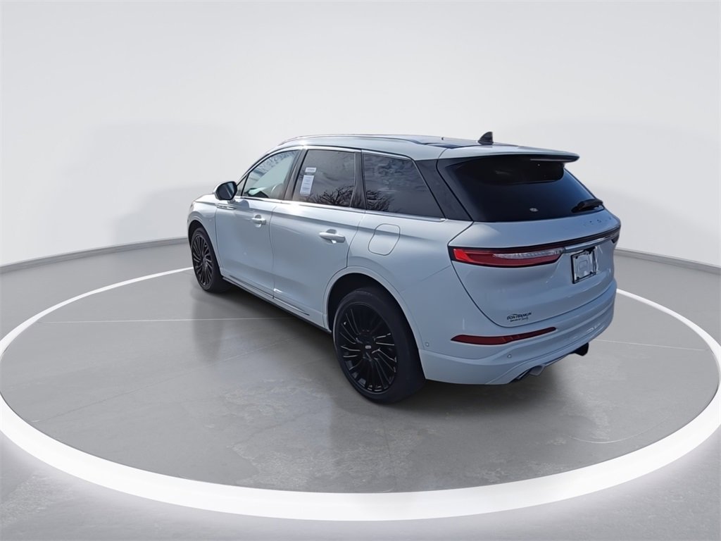 Used 2021 Lincoln Corsair Reserve w/ Equipment Group 201A image 7