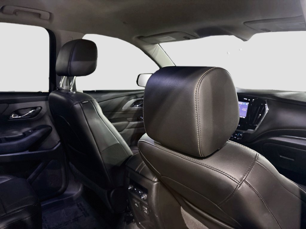 Used 2020 Chevrolet Traverse RS FWD image 26