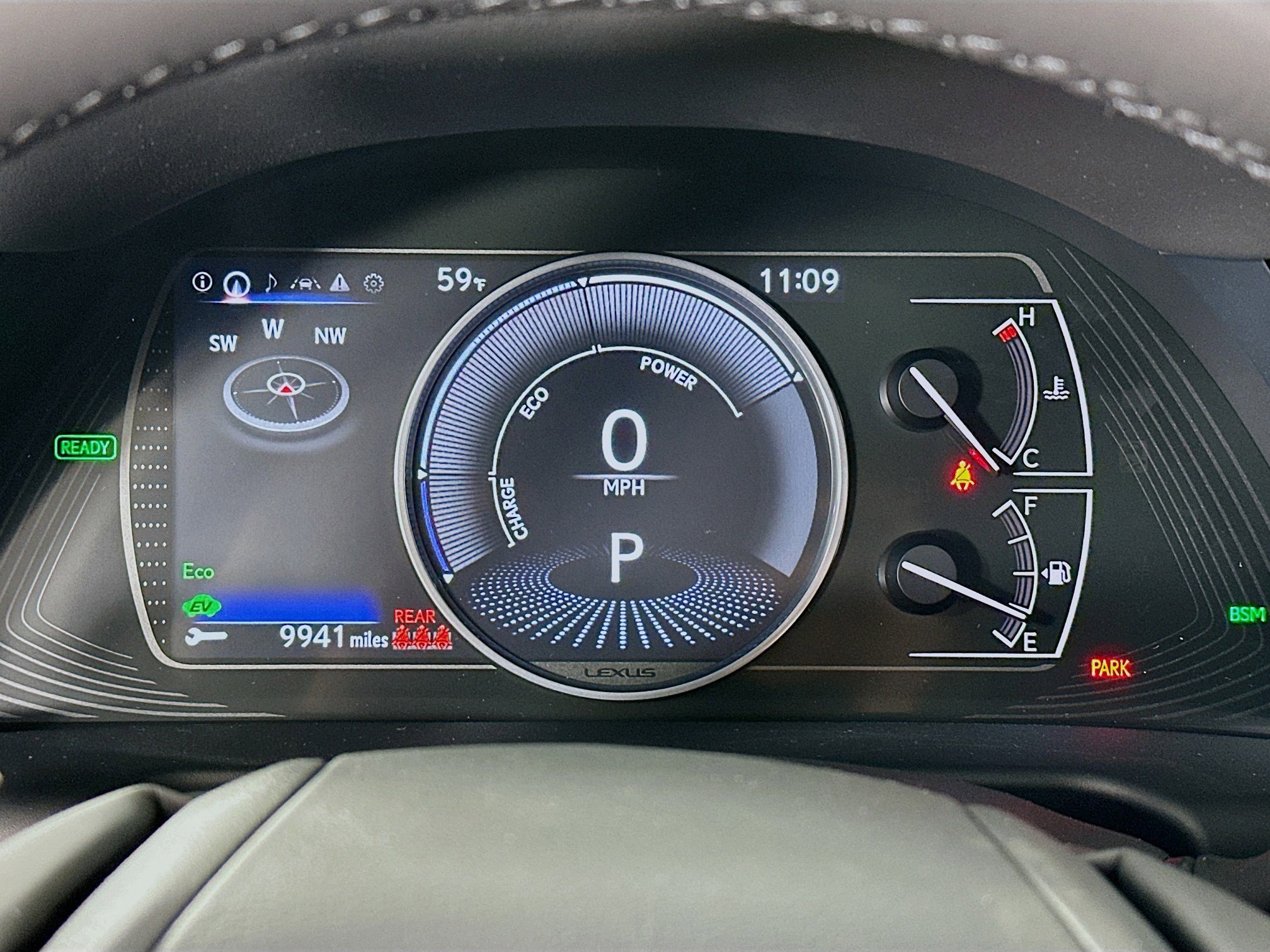 New 2025 Lexus ES 300h w/ Premium Package image 12