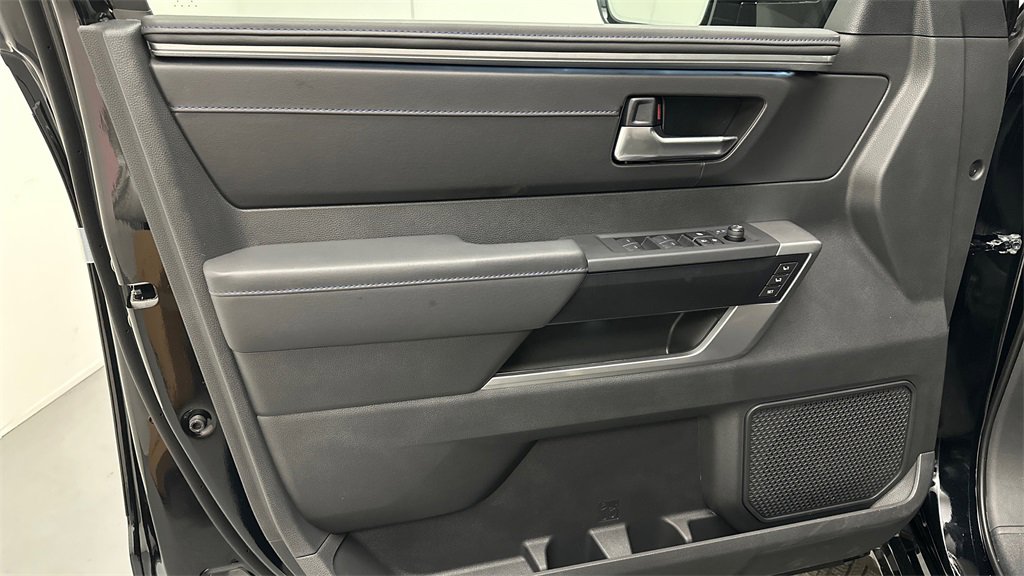 New 2025 Toyota Tundra Platinum image 17