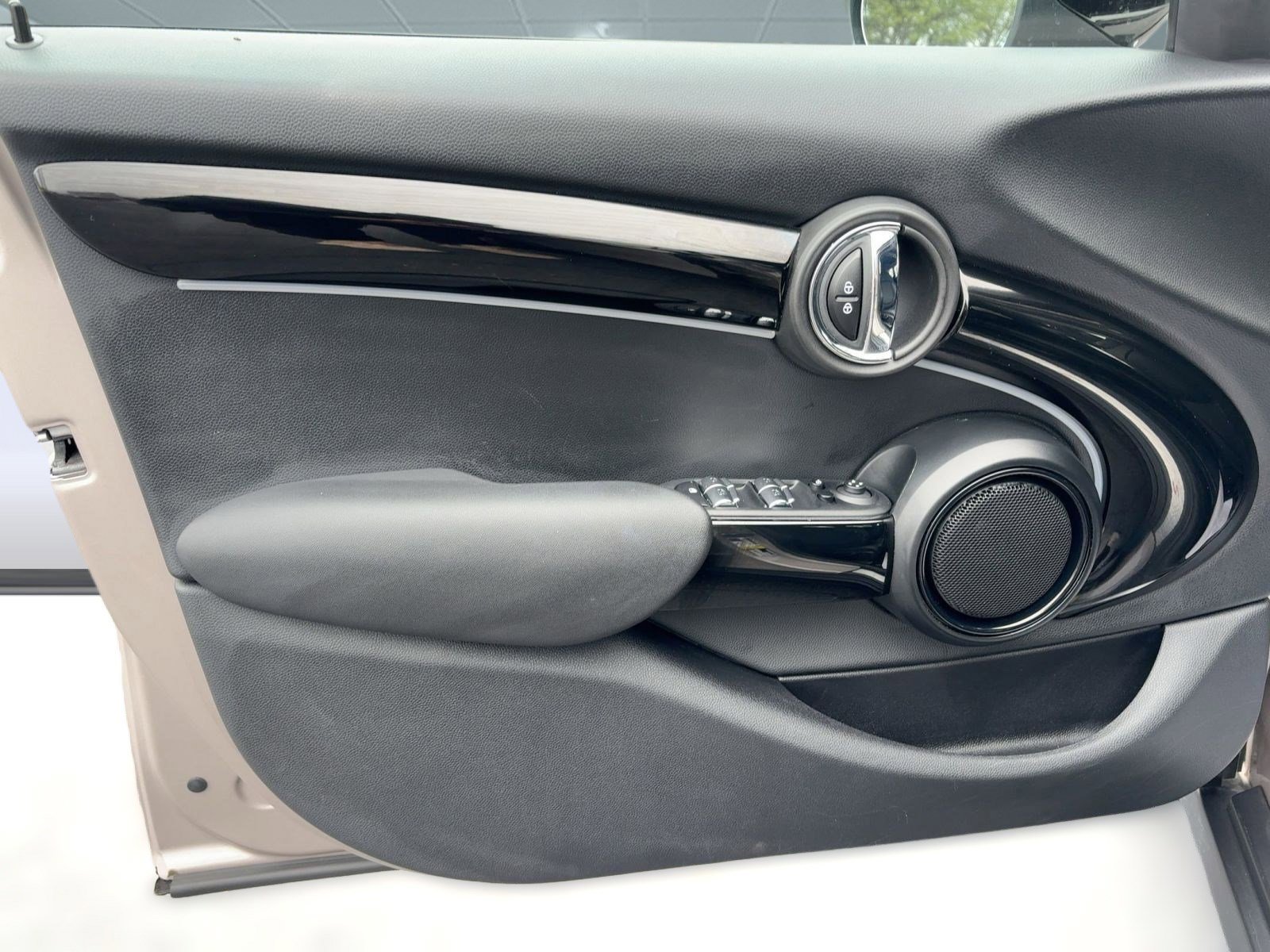 Used 2023 MINI Cooper S image 19