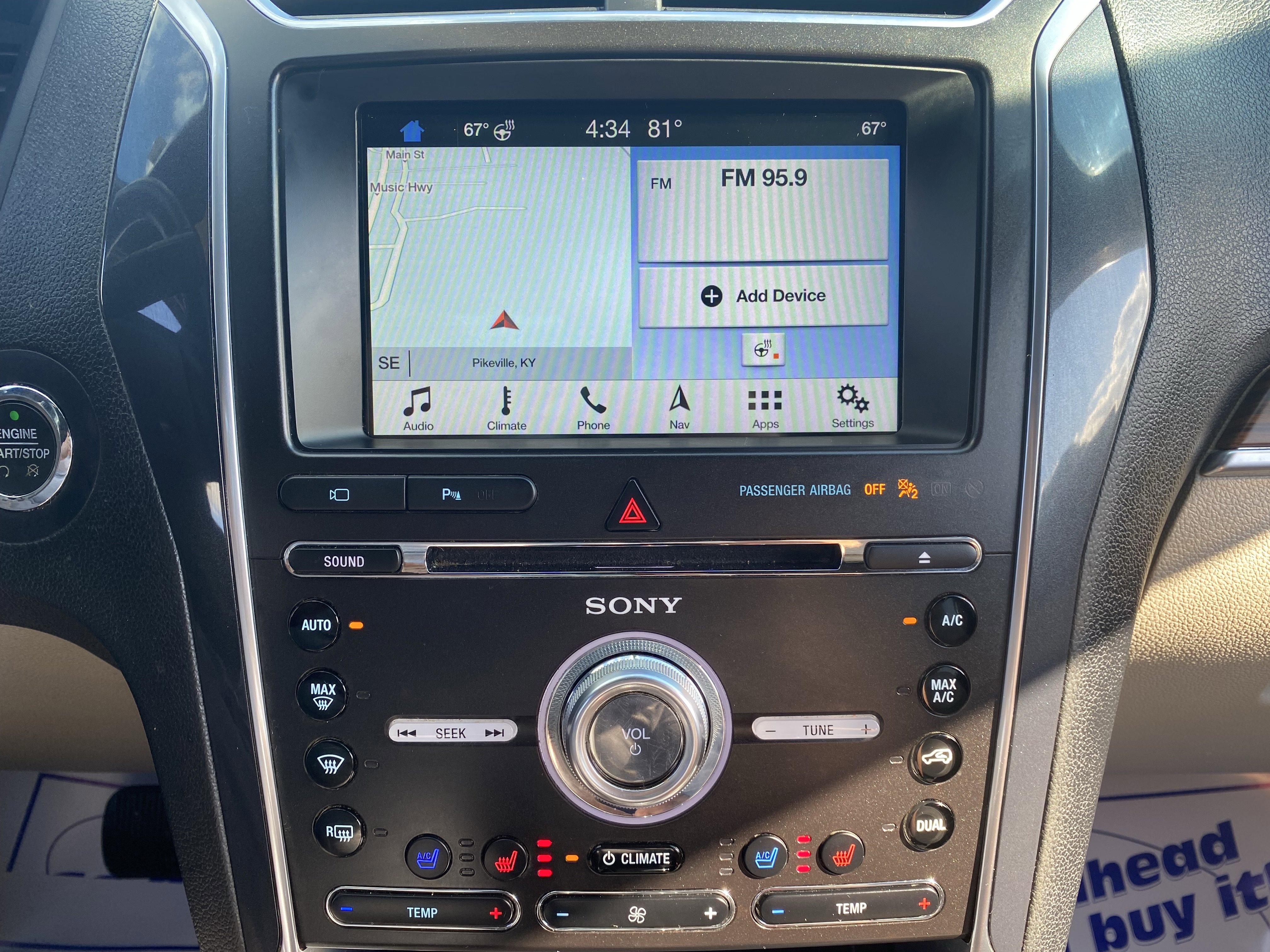 Used 2018 Ford Explorer Limited image 13