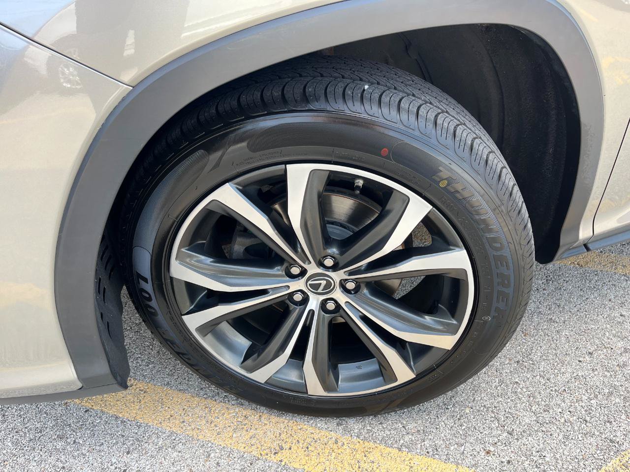 Used 2019 Lexus RX 450h AWD w/ Navigation Package image 43