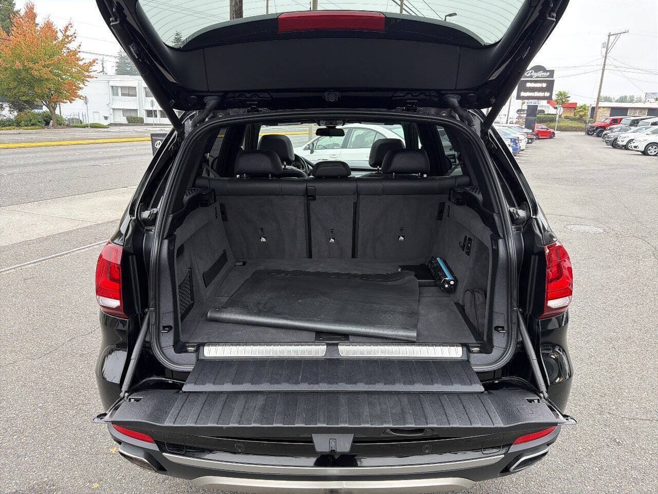 Used 2017 BMW X5 xDrive40e AWD/4WD image 6