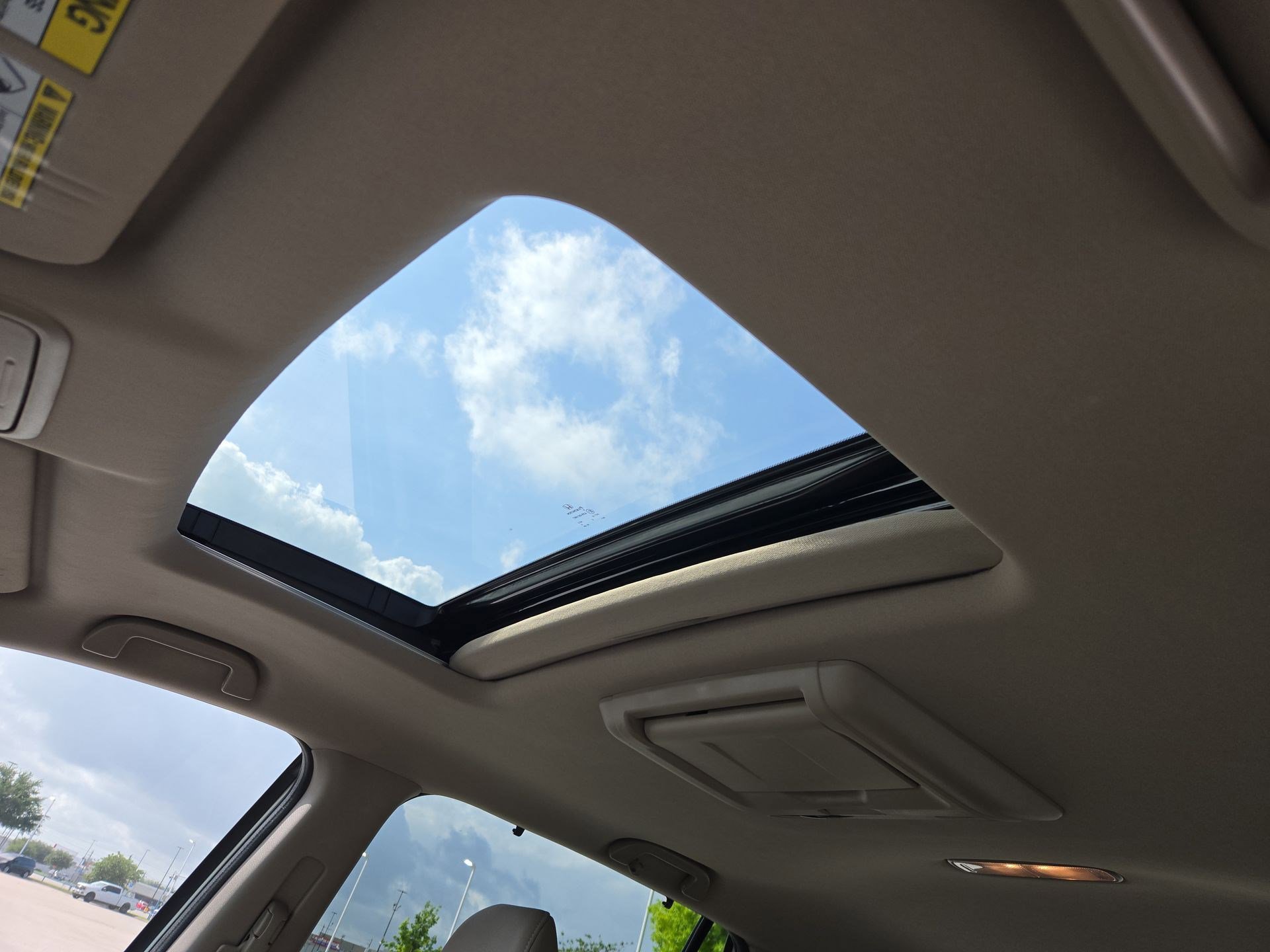 Used 2016 Honda Pilot Touring image 15