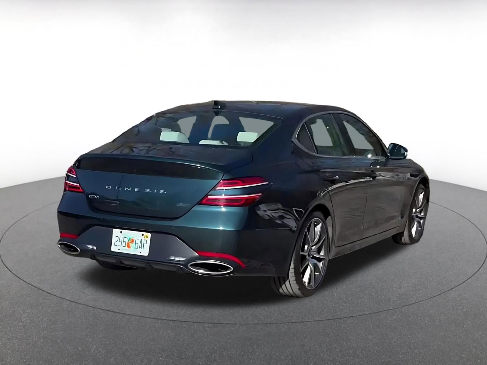 Used 2025 Genesis G70 2.5T image 14