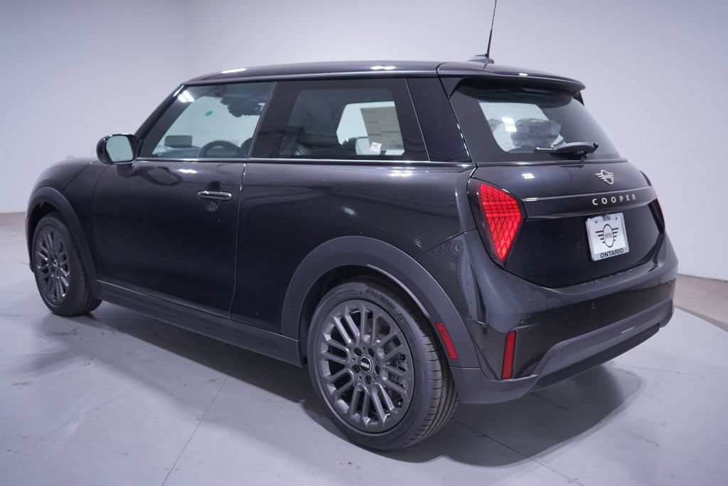 New 2026 MINI Cooper 2-Door Hardtop FWD image 3
