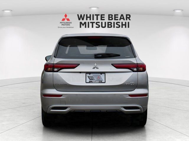 Used 2025 Mitsubishi Outlander SEL AWD/4WD image 6