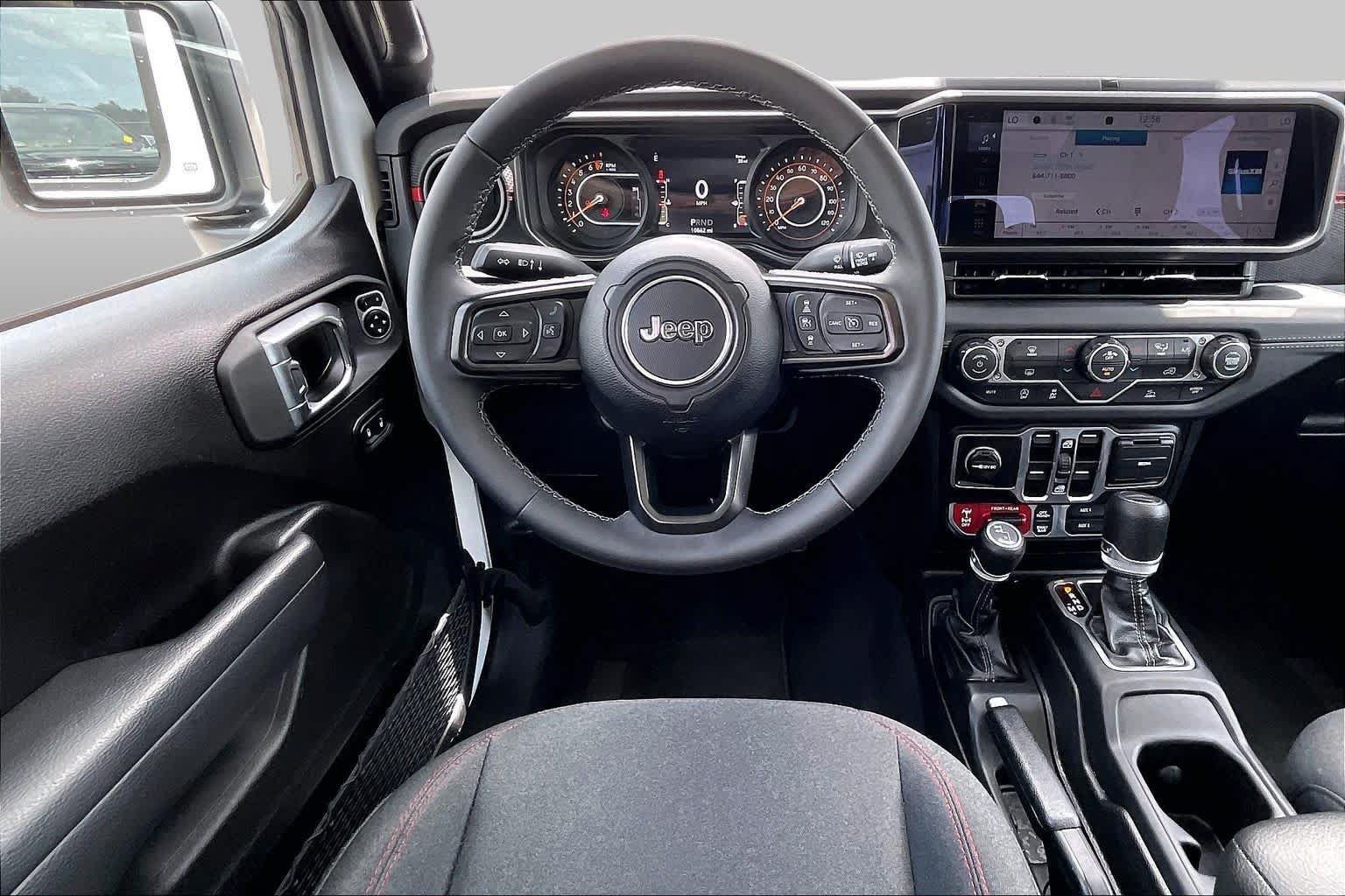Used 2026 Jeep Gladiator Rubicon AWD/4WD image 6