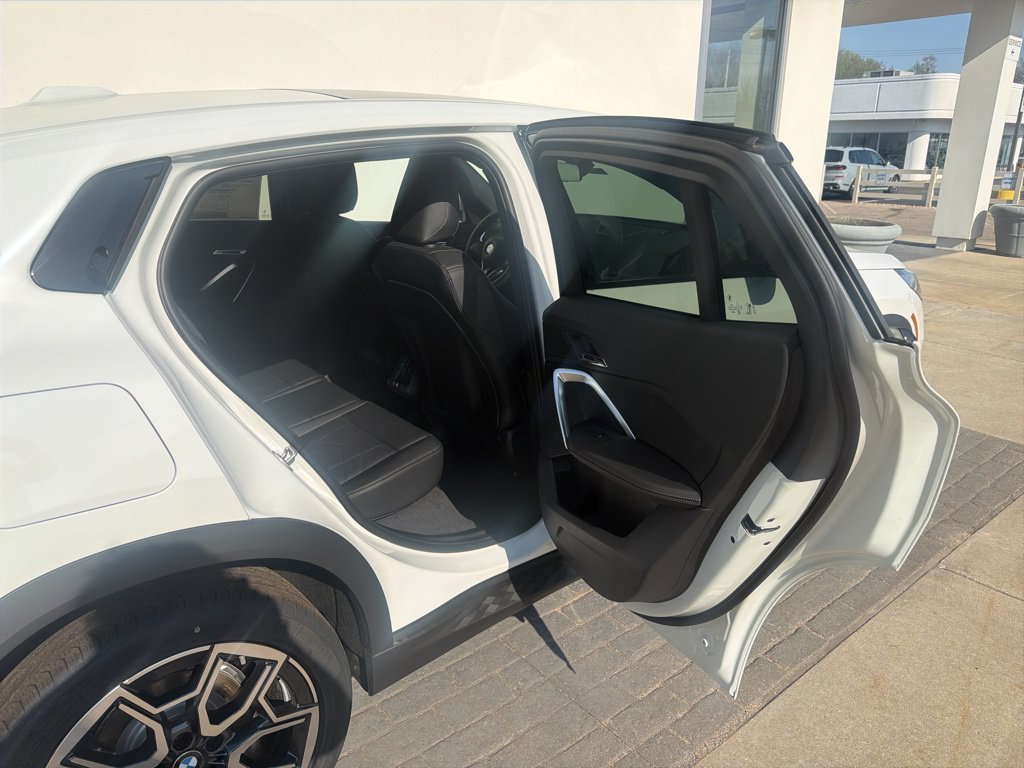 New 2026 BMW X2 xDrive28i w/ Convenience Package AWD/4WD image 10