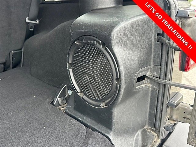 Used 2014 Jeep Wrangler Unlimited Sahara image 13