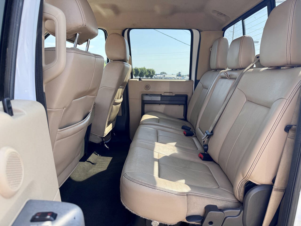 Used 2016 Ford F350 Lariat AWD/4WD image 7