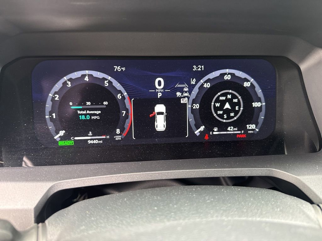 Used 2025 Toyota 4Runner Trailhunter AWD/4WD image 7