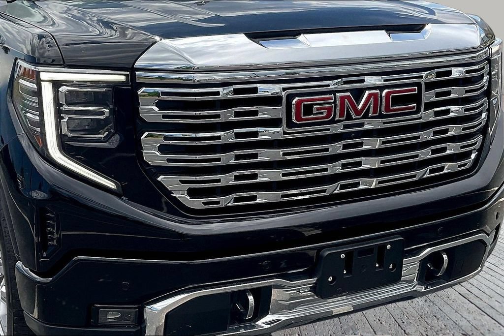 Used 2024 GMC Sierra 1500 Denali w/ Denali Reserve Package AWD/4WD image 31