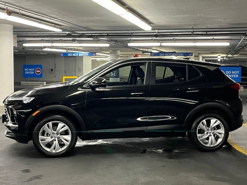 Used 2024 Buick Encore GX Preferred w/ Comfort Package AWD/4WD image 28