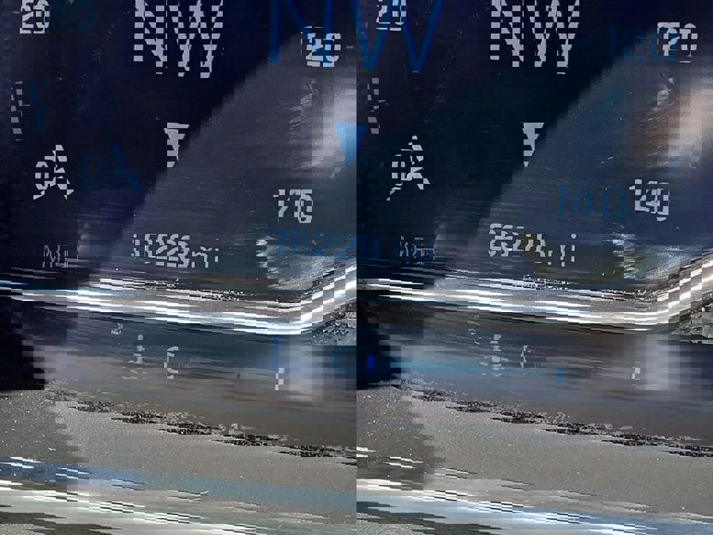 Used 2024 Chevrolet Tahoe Z71 w/ Luxury Package image 14