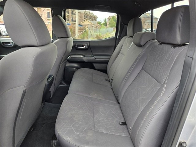 Used 2017 Toyota Tacoma TRD Sport image 9