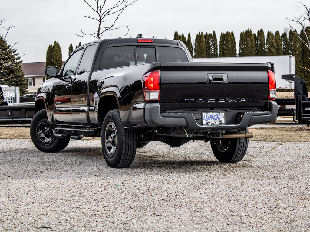 Used 2023 Toyota Tacoma SR5 image 14