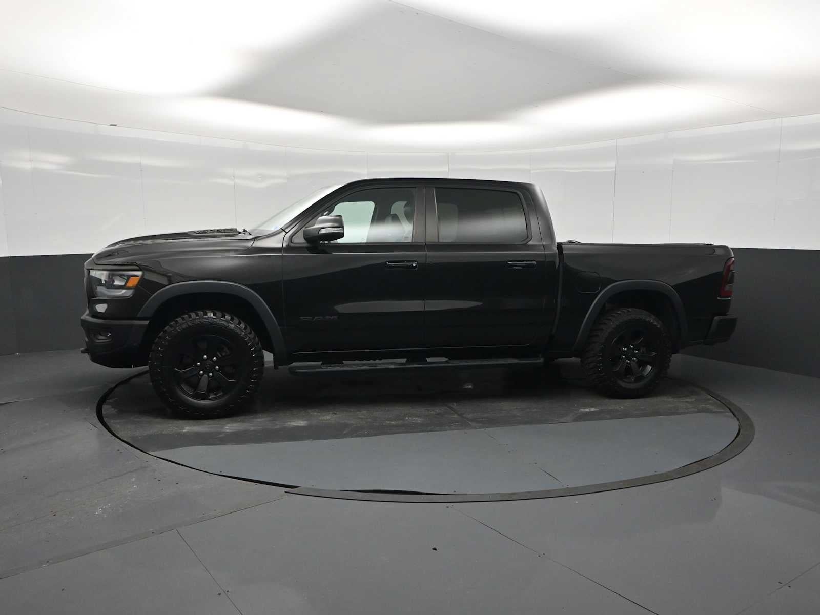 Used 2020 RAM 1500 Rebel w/ Rebel Level 2 Equipment Group AWD/4WD image 4