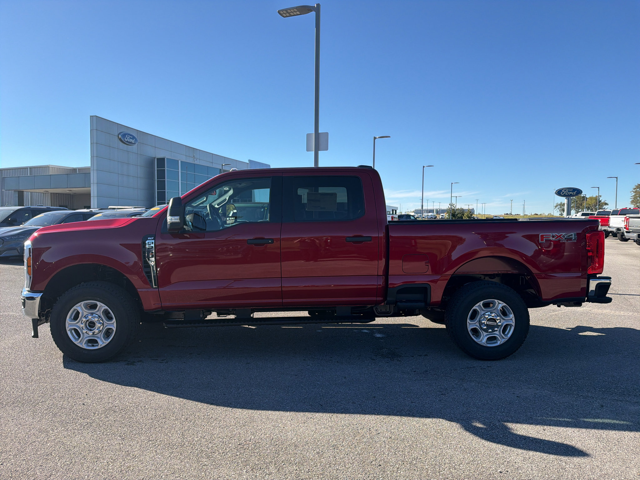 New 2027 Ford F250 XLT w/ FX4 Off-Road Package AWD/4WD image 8