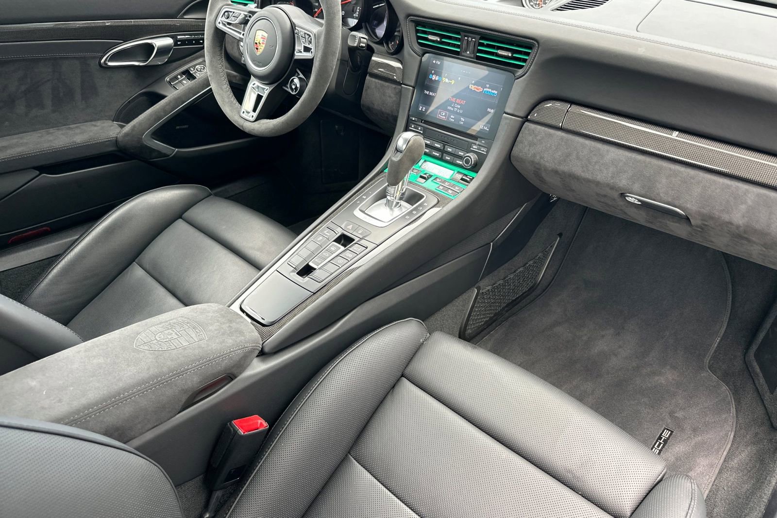 Certified 2019 Porsche 911 Carrera 4 GTS AWD/4WD image 17