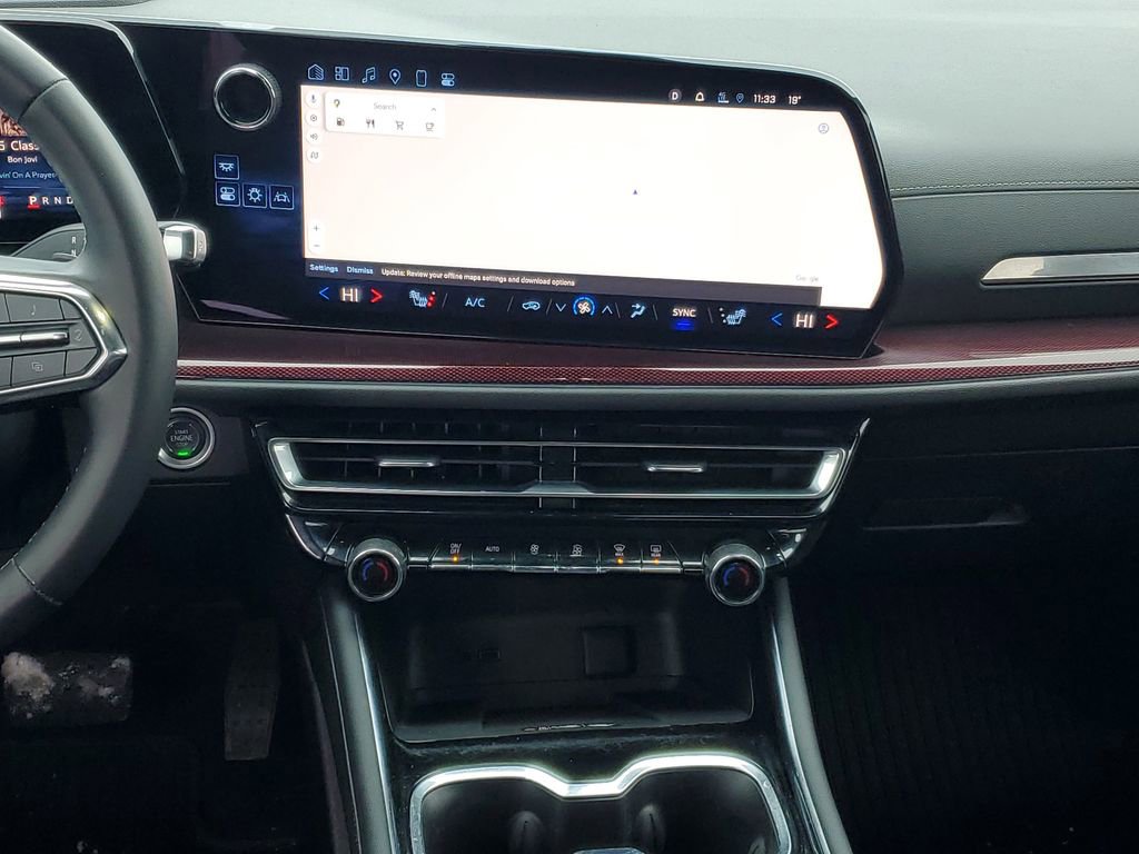 Used 2024 Chevrolet Traverse Z71 image 25