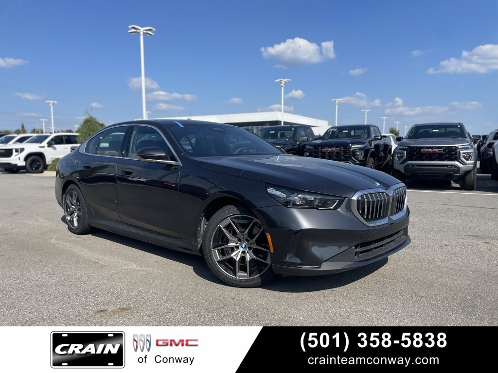 Used 2024 BMW i5 eDrive40i image 1