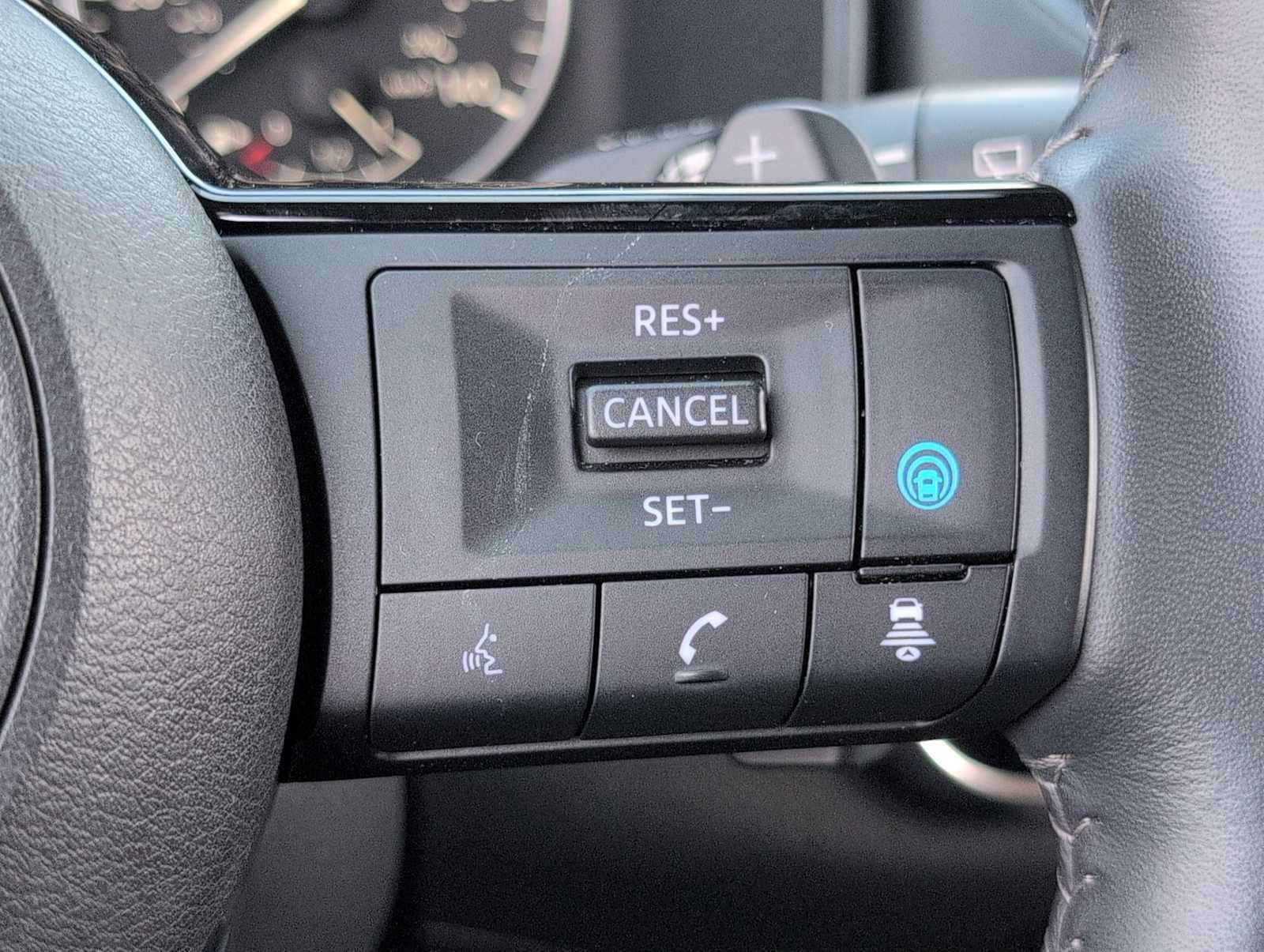 Used 2021 Nissan Rogue SL w/ Premium Package FWD image 24
