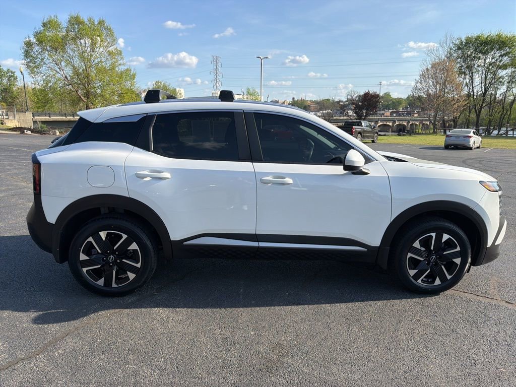 Used 2025 Nissan Kicks SV w/ SV Premium Package image 6
