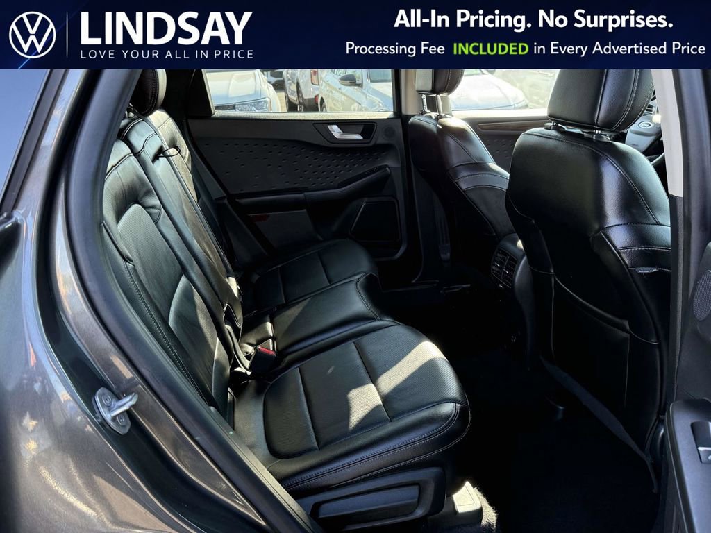 Used 2020 Ford Escape Titanium image 13