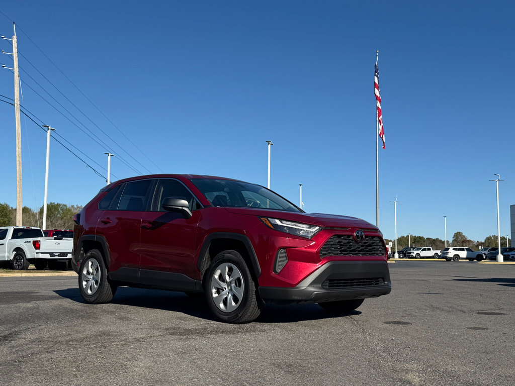 Used 2023 Toyota RAV4 LE image 10
